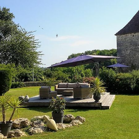 Bed and Breakfast Le Grand Cedre à Lolme Extérieur photo