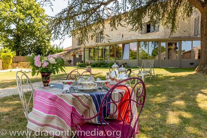 Bed and Breakfast Le Grand Cedre à Lolme Extérieur photo